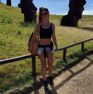 Meet your Posher, Loreto